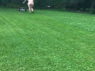 Mowing grass gol: gratis gol femei în public hd porno mov